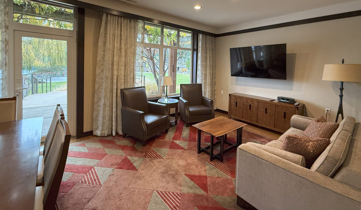 Carver Suite