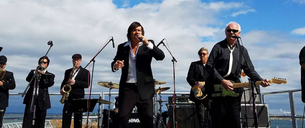 Cherry Cherry Neil Diamond Tribute